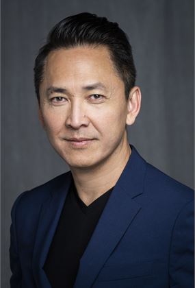 Viet Thanh Nguyen: A Man of Two Faces